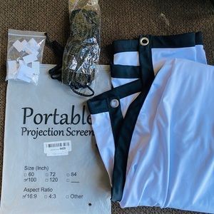New 100 in Portable Projection Screen